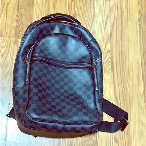 Louis Vutton backpack - Picture 1 of 4
